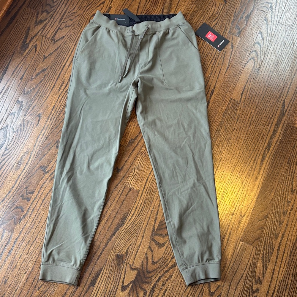 lululemon athletica Men's Sage Joggers